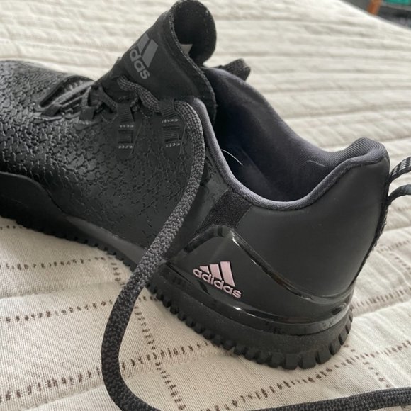 NEW - Size M6 - Adidas Ultraboost Training Shoes - black